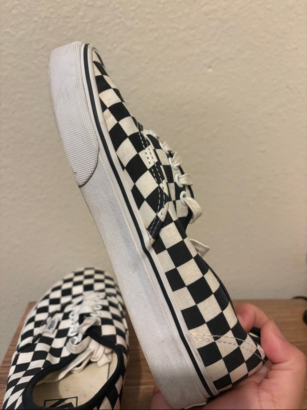 Vans Checkerboard Low-Top Sneakers - Black & White Size Women’s 8.5 - Picture 4 of 10